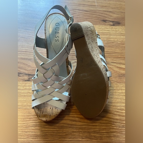 Guess ladies cork heel sandals - Picture 2 of 10